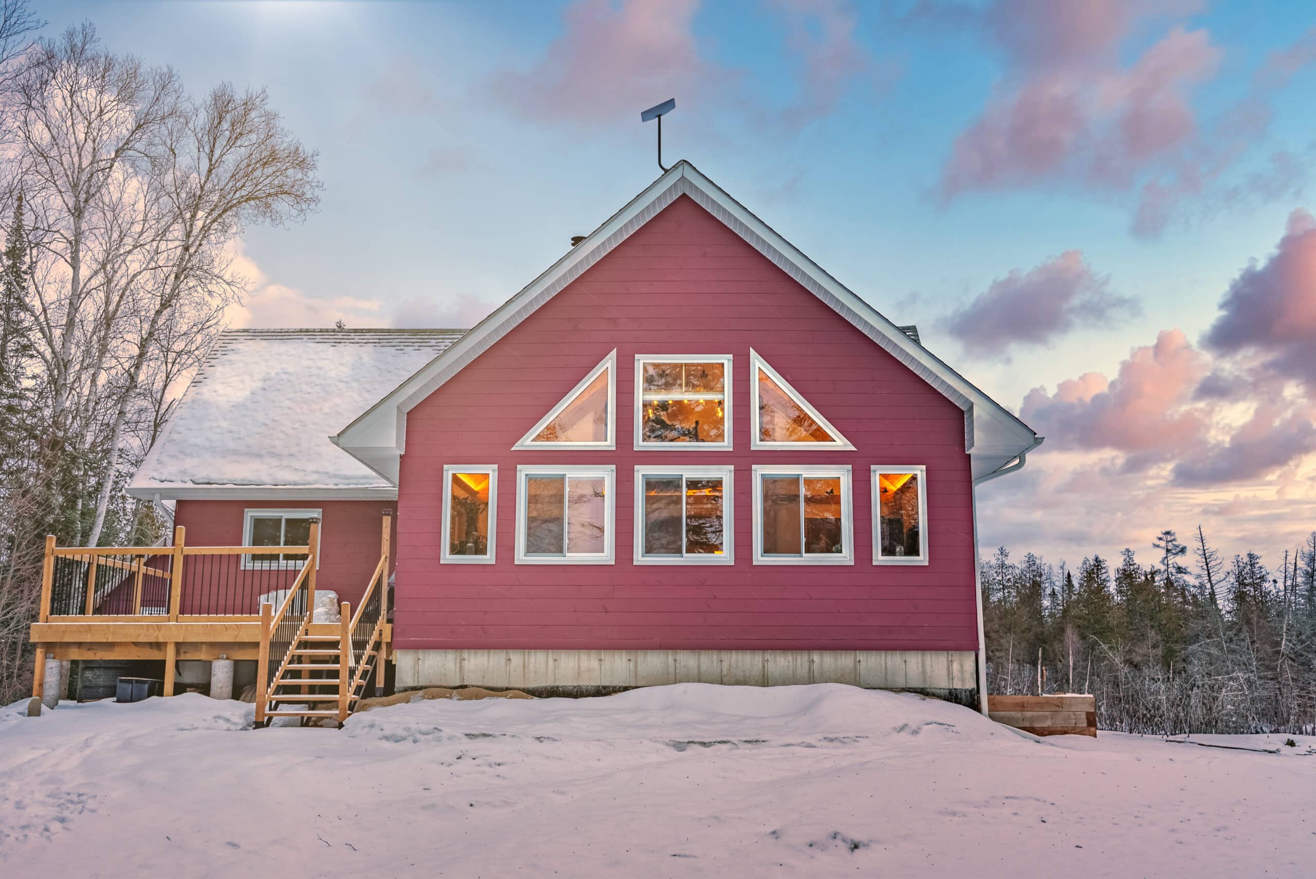 Magic Lite Lighting Solutions_Barry Burton House_Off the Grid