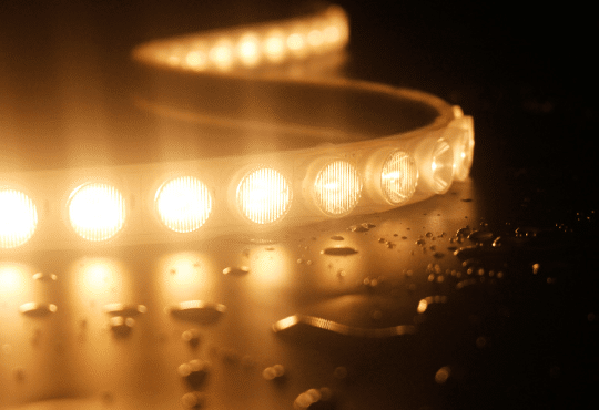 Operates on a safe 24V DC with our specialized driver, ensuring low power usage at just 5.8W per foot. 24V Wall Washer